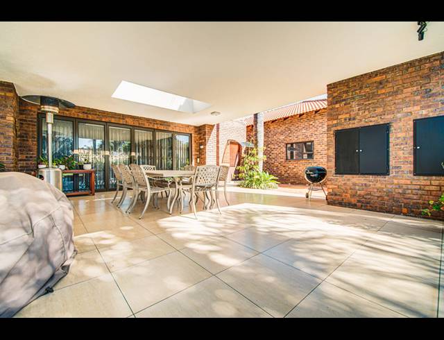 5 BEDROOM HOUSE FOR SALE IN TERENURE